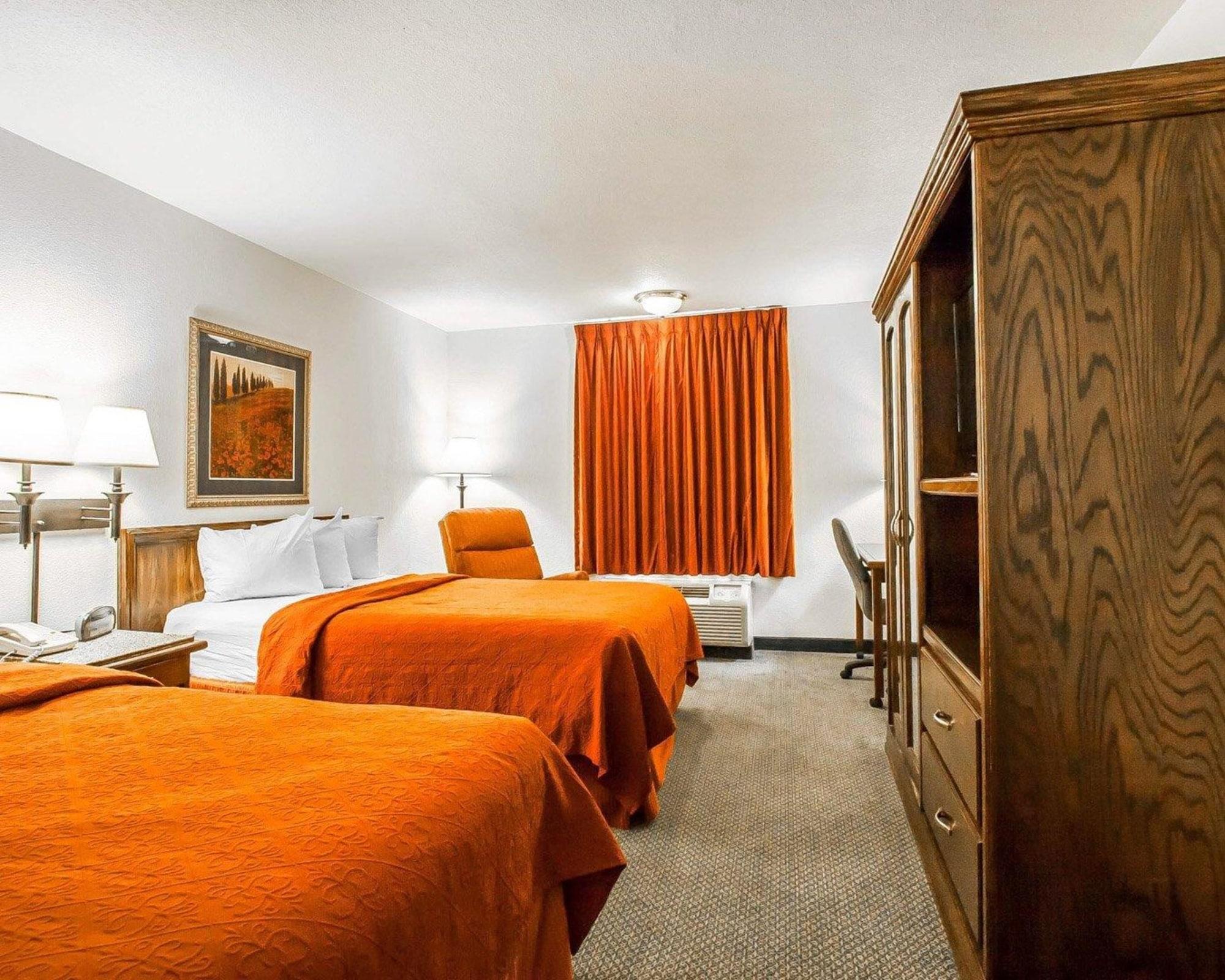 Quality Inn & Suites North Спрингфілд Екстер'єр фото