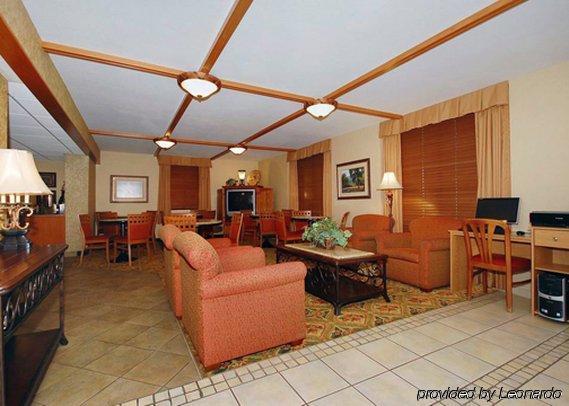 Quality Inn & Suites North Спрингфілд Ресторан фото