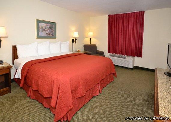 Quality Inn & Suites North Спрингфілд Номер фото
