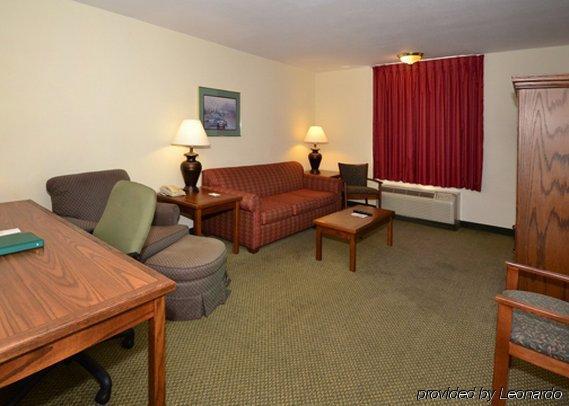 Quality Inn & Suites North Спрингфілд Номер фото