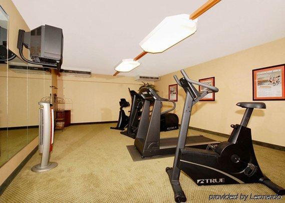 Quality Inn & Suites North Спрингфілд Зручності фото