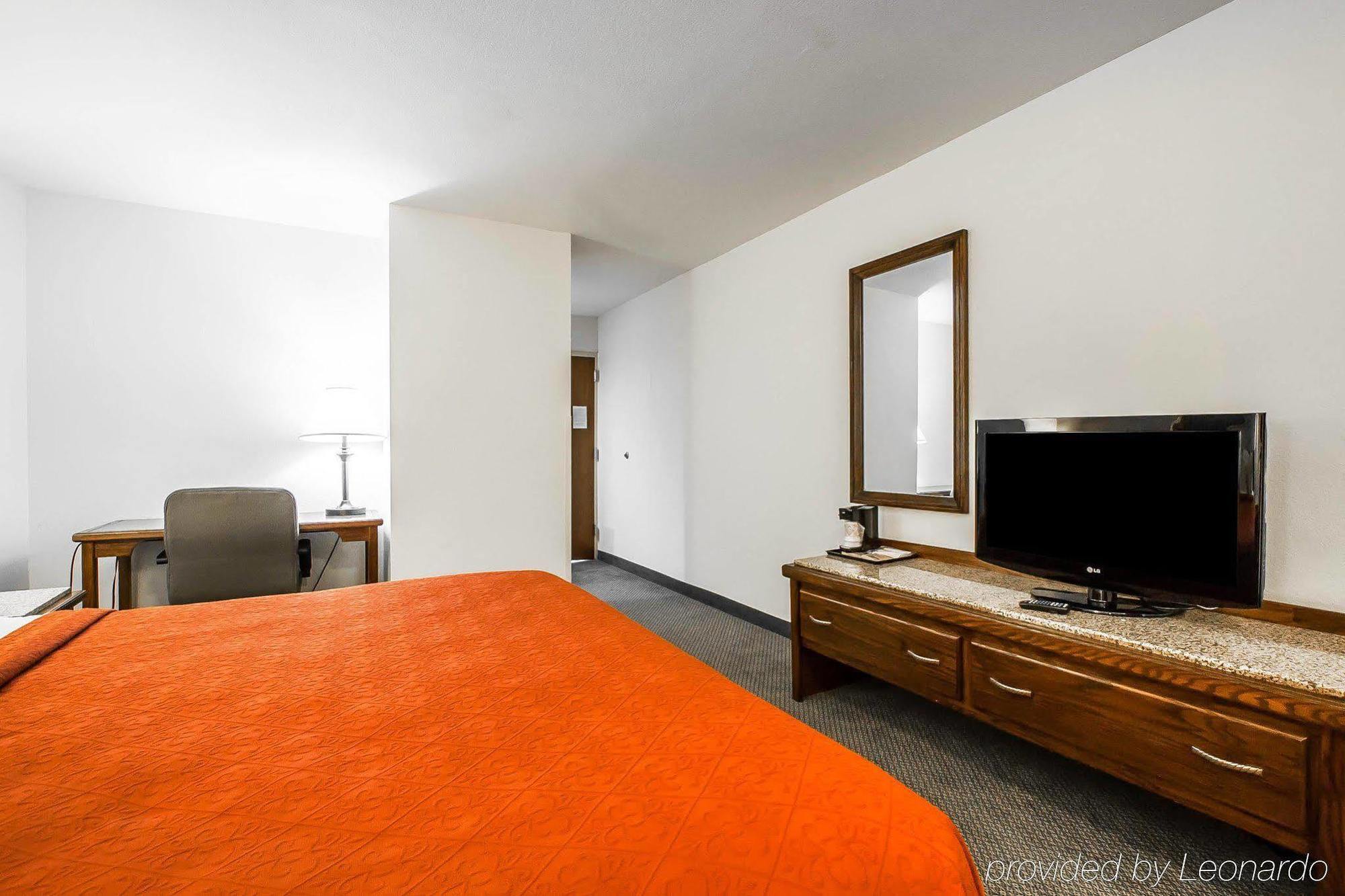 Quality Inn & Suites North Спрингфілд Екстер'єр фото